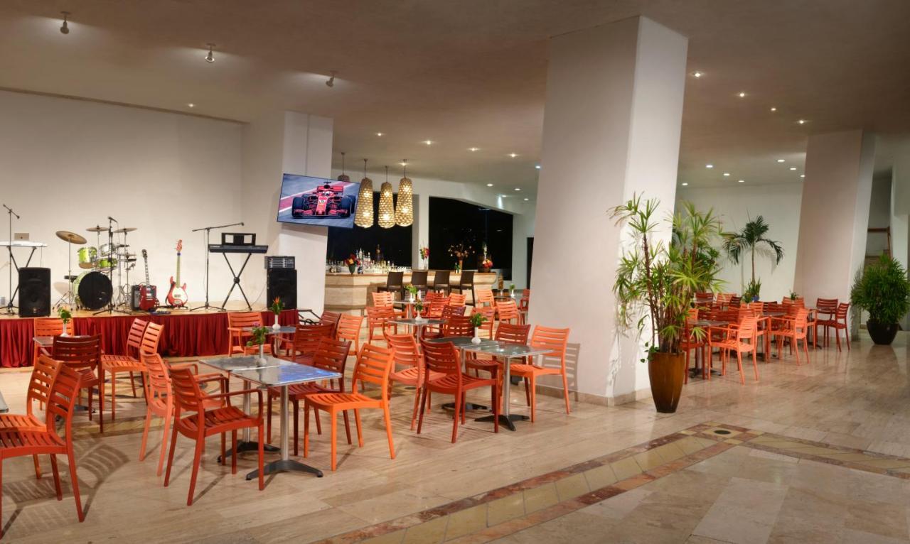 Hs Hotsson Hotel Acapulco Exterior foto The lobby of the hotel